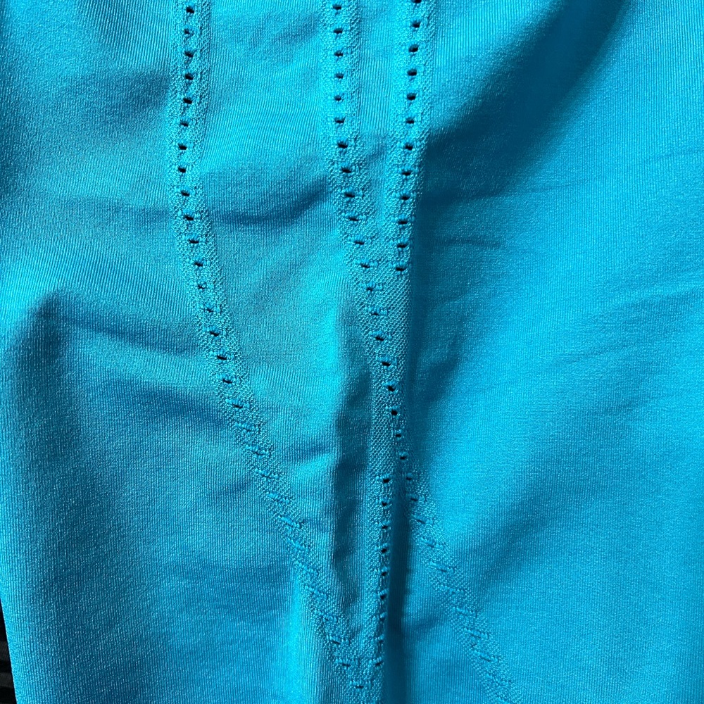 Pre-Loved Fabletics leggings - Picture 3 of 4